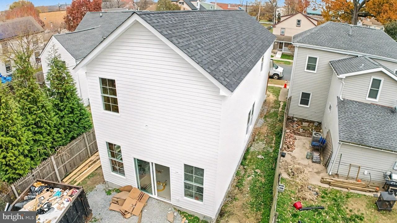 314 N Stokes St - Photo 4 of 29