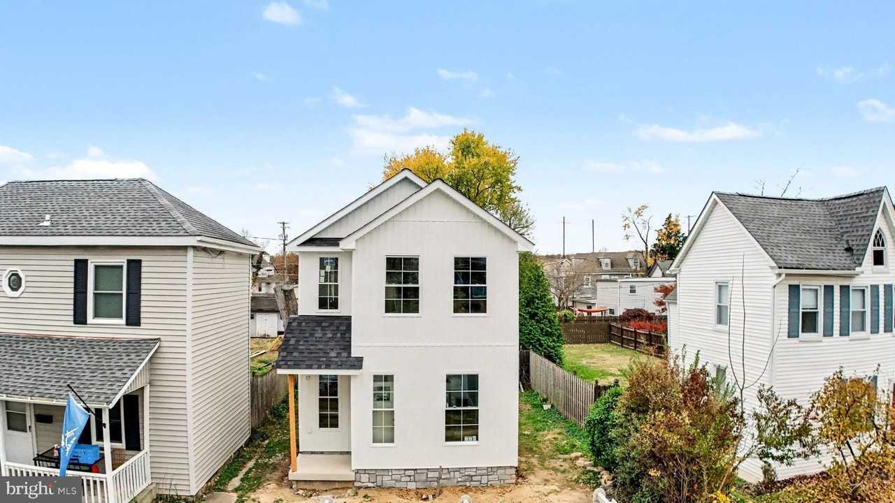 314 N Stokes St - Photo 6 of 29