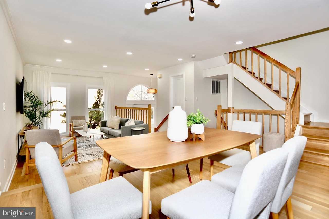 1515 Templeton Pl - Photo 6 of 39