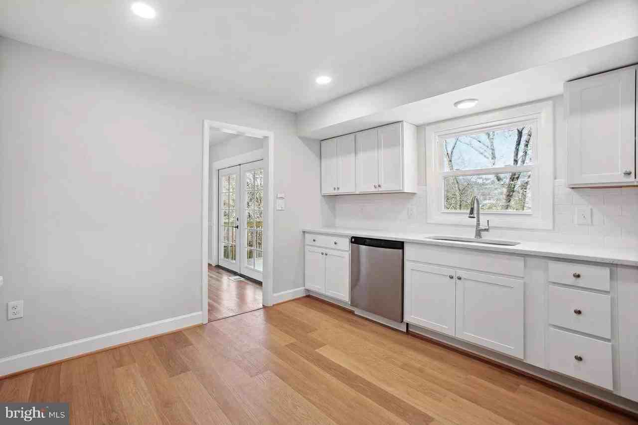 9327 Limestone Pl - Photo 2 of 10