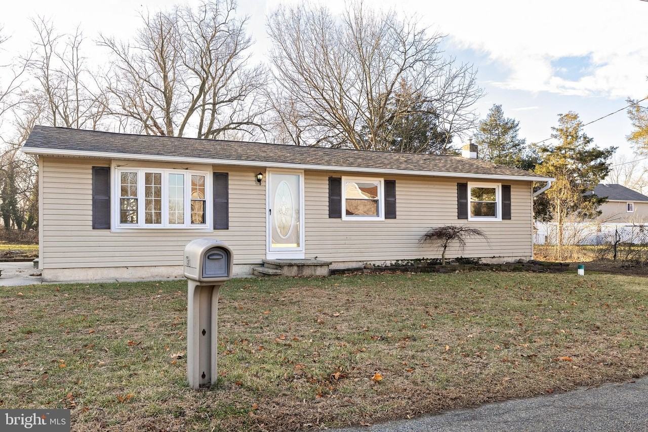 130 Pulaski Ave - Photo 2 of 30