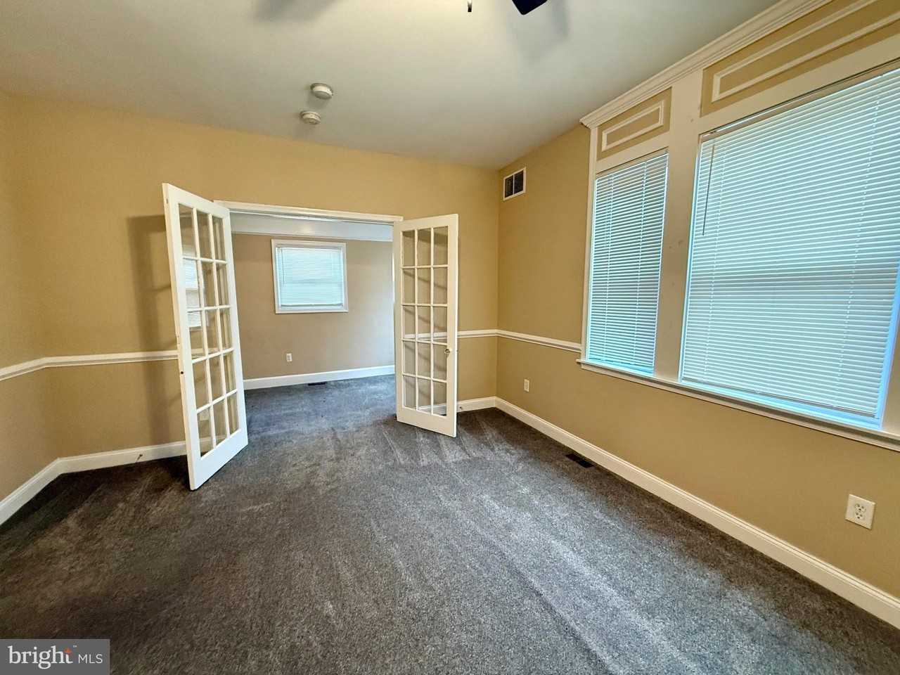 3330 E Hollywood Cir Unit A2 #A2 - Photo 7 of 14