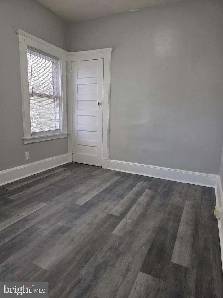 473 N Grove St Unit 1 #1 - Photo 7 of 9