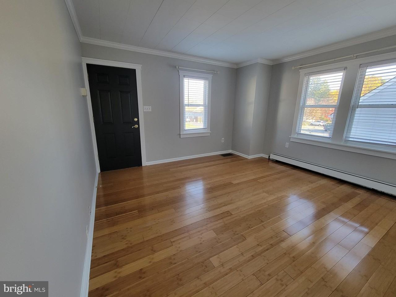 11 Zieglers Ln - Photo 3 of 20