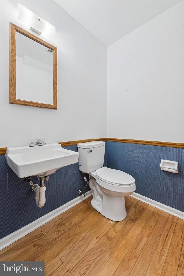 120 Caernarvon Ct - Photo 7 of 15