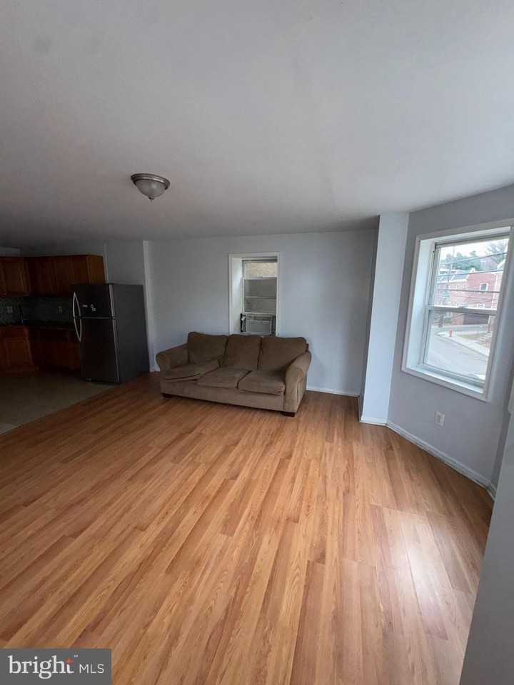 230 E Haines St Apt 2nd #2ndFL - Photo 2 of 13