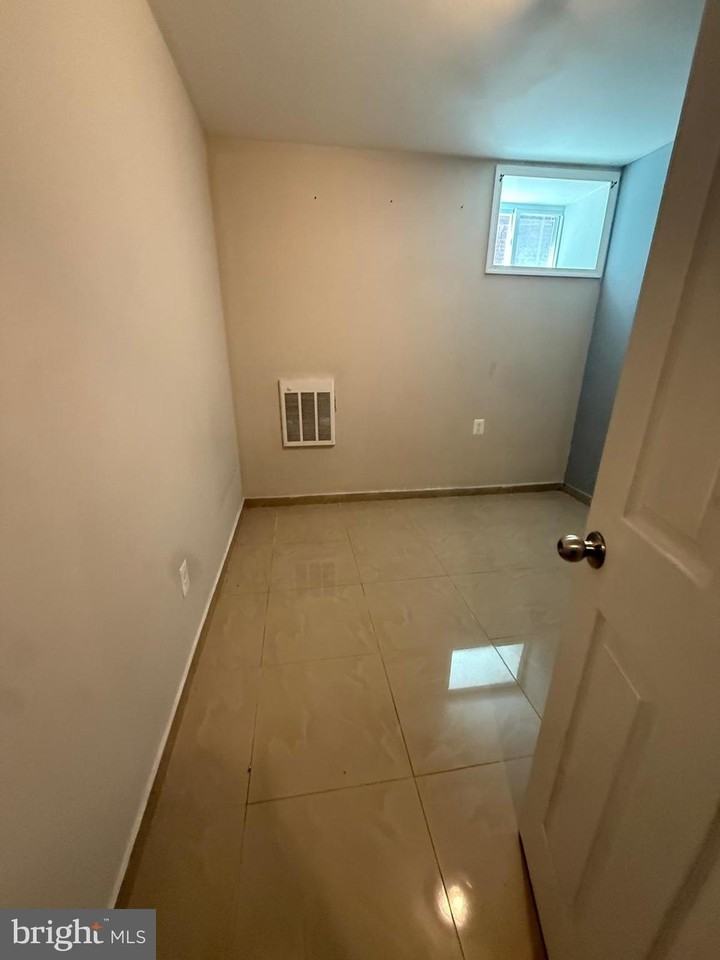 4917 N 12TH Street unit: Basement #BS - Photo 2 of 5