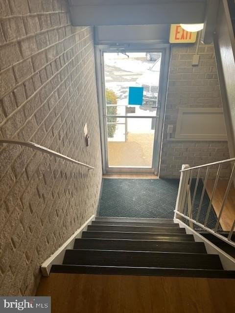 30 Canterbury Sq Apt 202 #202 - Photo 4 of 33