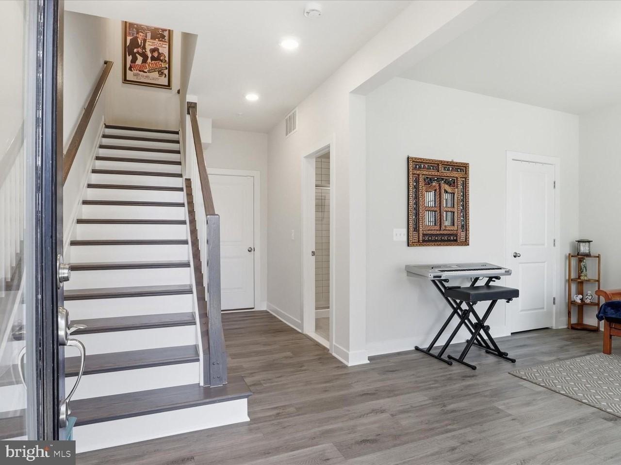 3595 Aster St - Photo 4 of 38