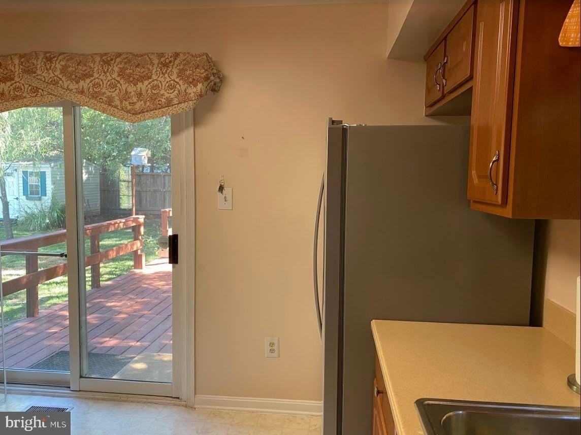 4359 Silas Hutchinson Dr - Photo 6 of 10