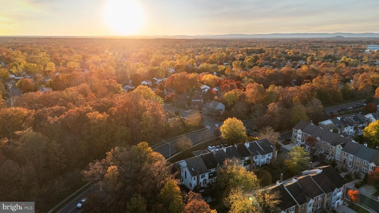 14500 Smithwood Dr - Photo 4 of 17