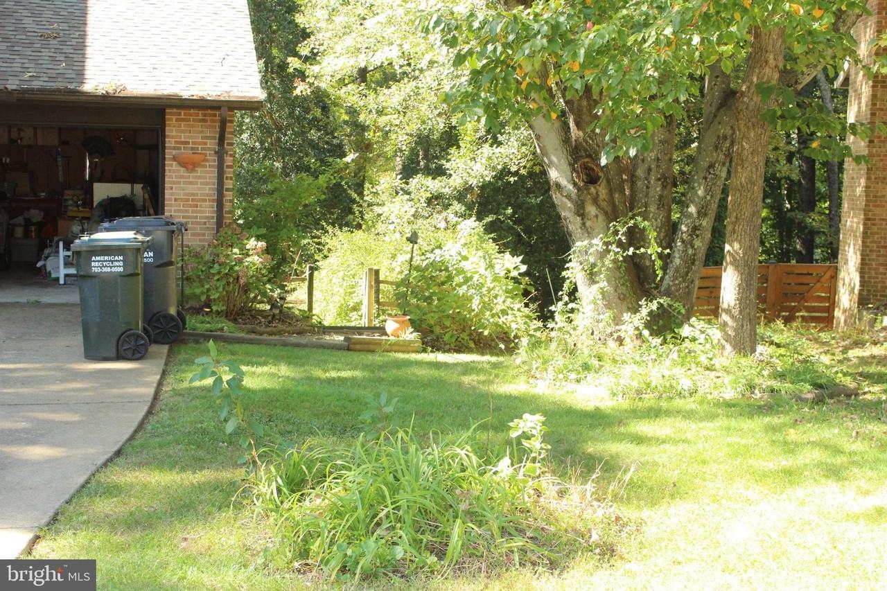 5414 Southport Ln - Photo 6 of 47