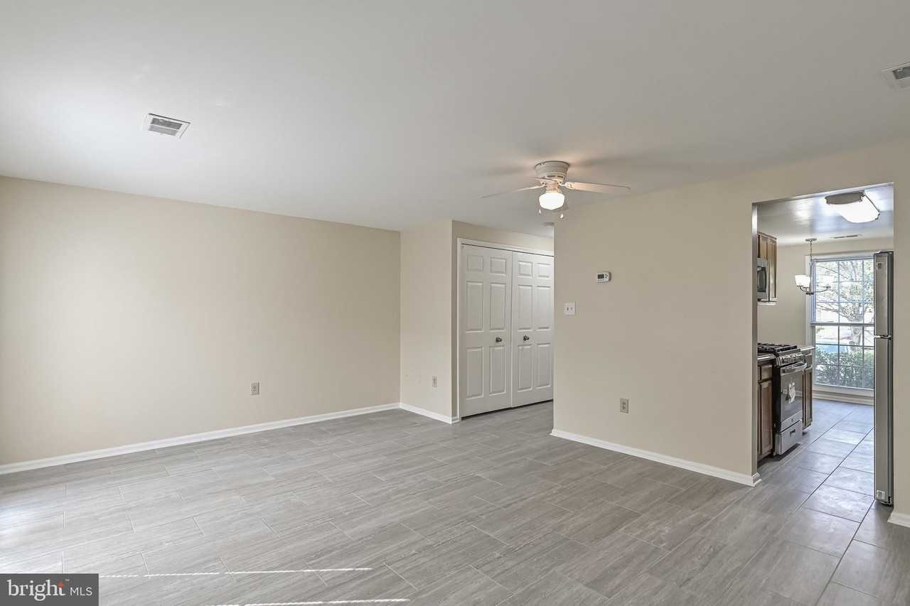 5934 Grisby House Ct - Photo 5 of 26