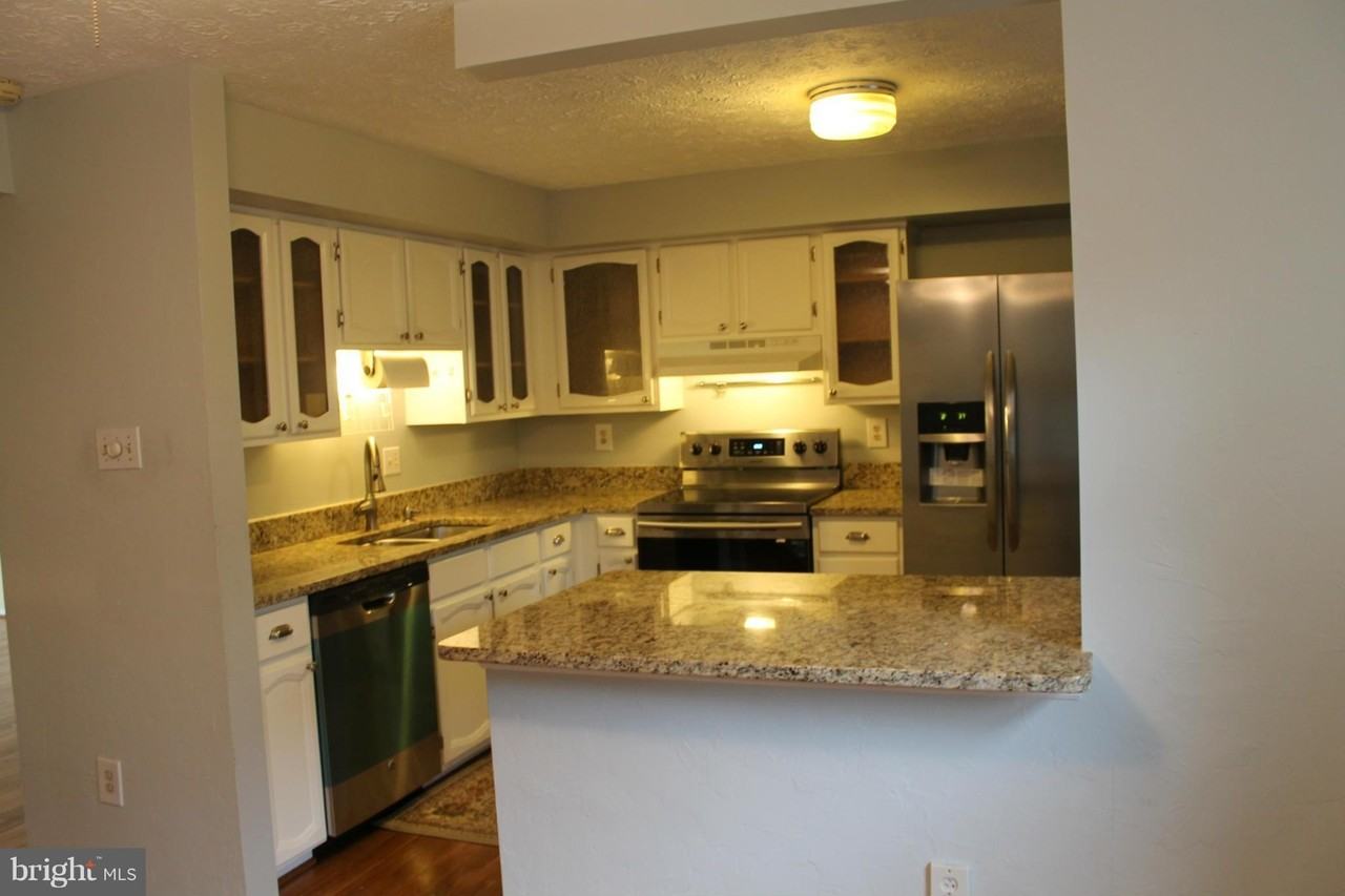 6821 Montivideo Square Ct - Photo 4 of 23