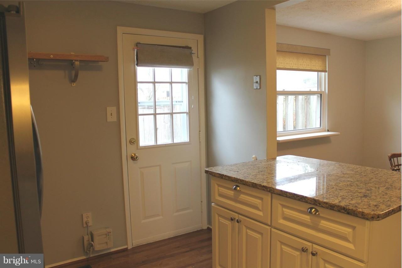 6821 Montivideo Square Ct - Photo 5 of 23