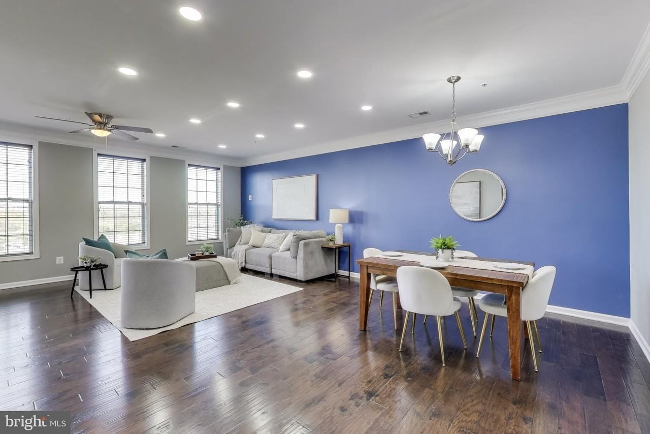 23516 Hopewell Manor Ter - Photo 2 of 32