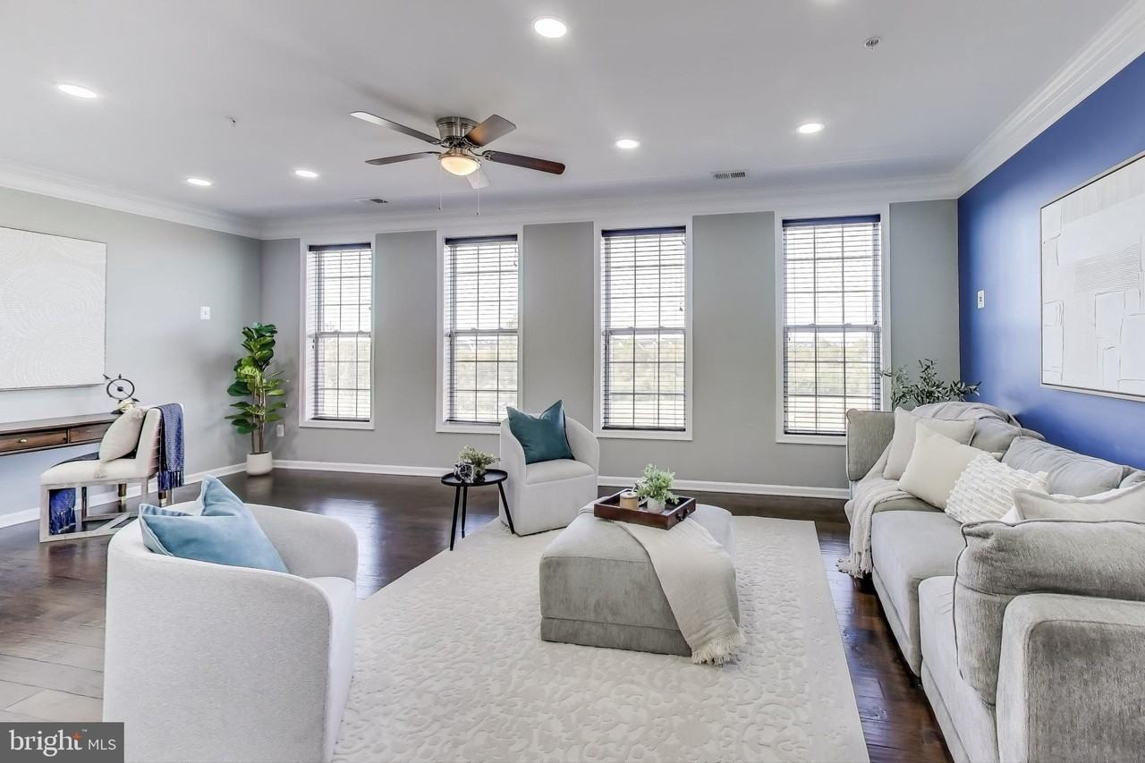 23516 Hopewell Manor Ter - Photo 5 of 32