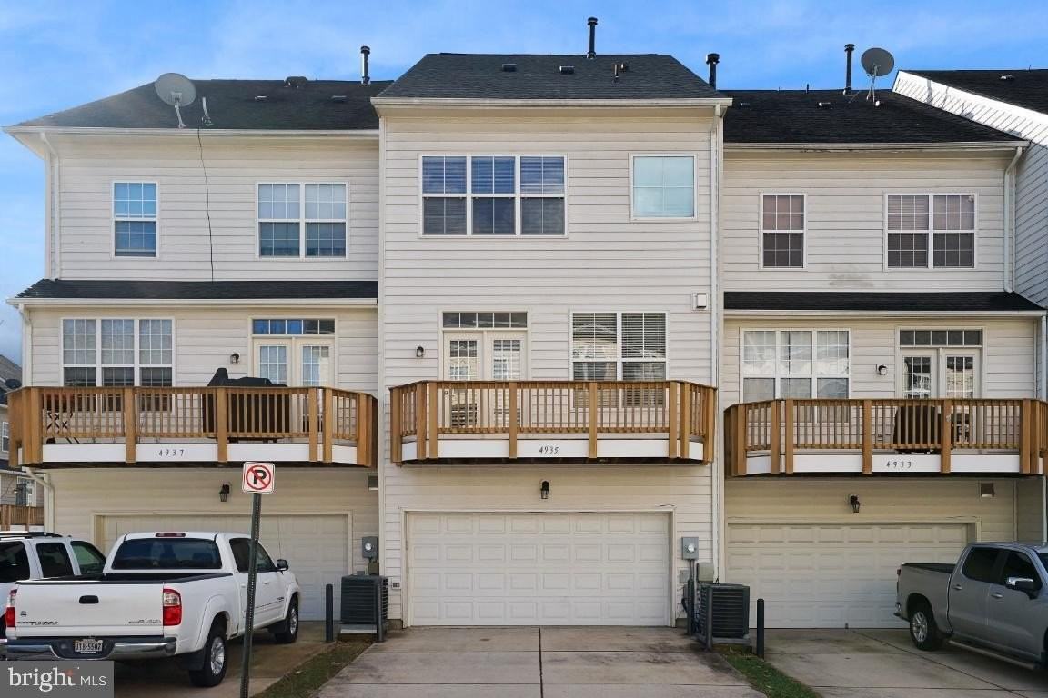 4935 Chaste Tree Pl - Photo 2 of 25