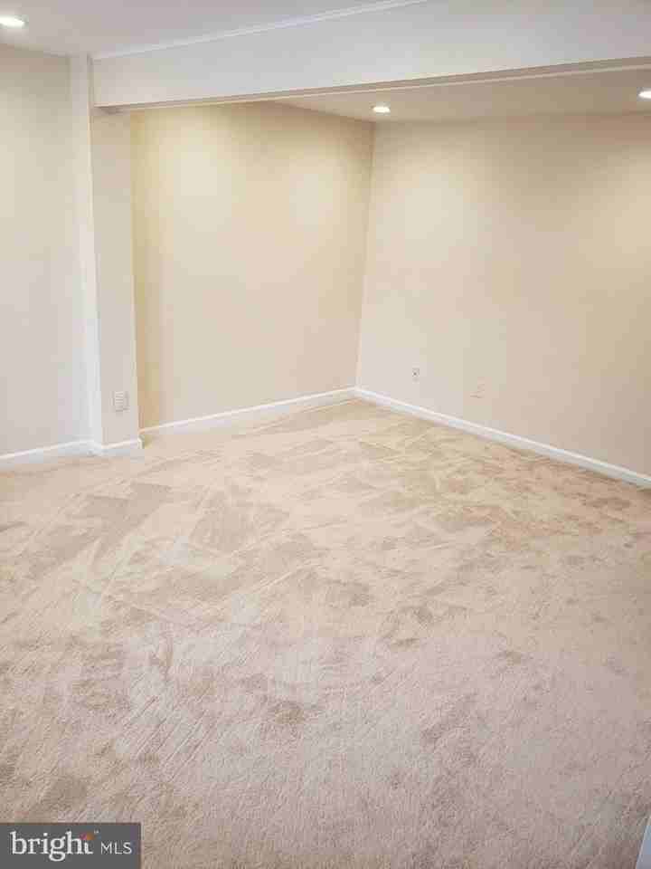 12923 Augustus Ct - Photo 4 of 14