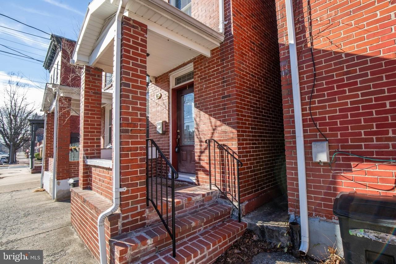 106 N Maple Ave - Photo 4 of 36