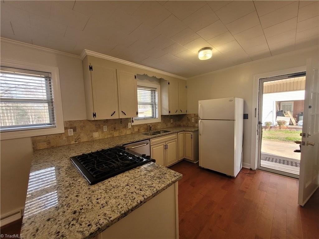 128 Mystery Ln - Photo 6 of 14