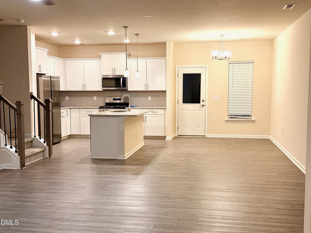 376 Glen Clova Dr - Photo 3 of 20