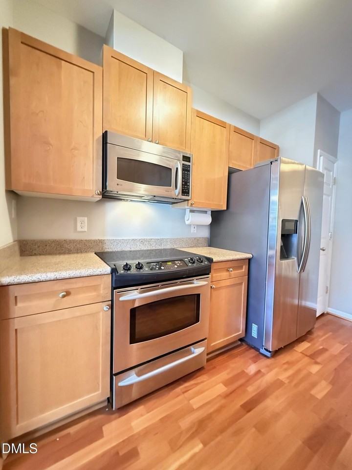 8021 Allyns Landing Way Apt 104 #104 - Photo 6 of 24
