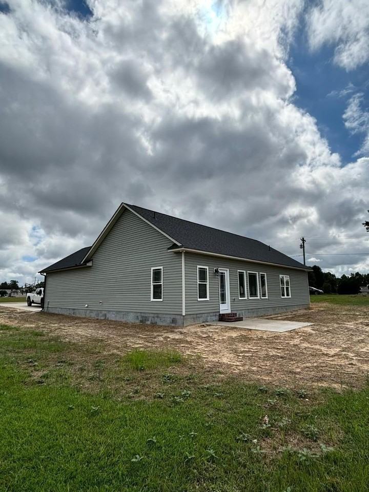 25 Budd Godwin Ln - Photo 4 of 22