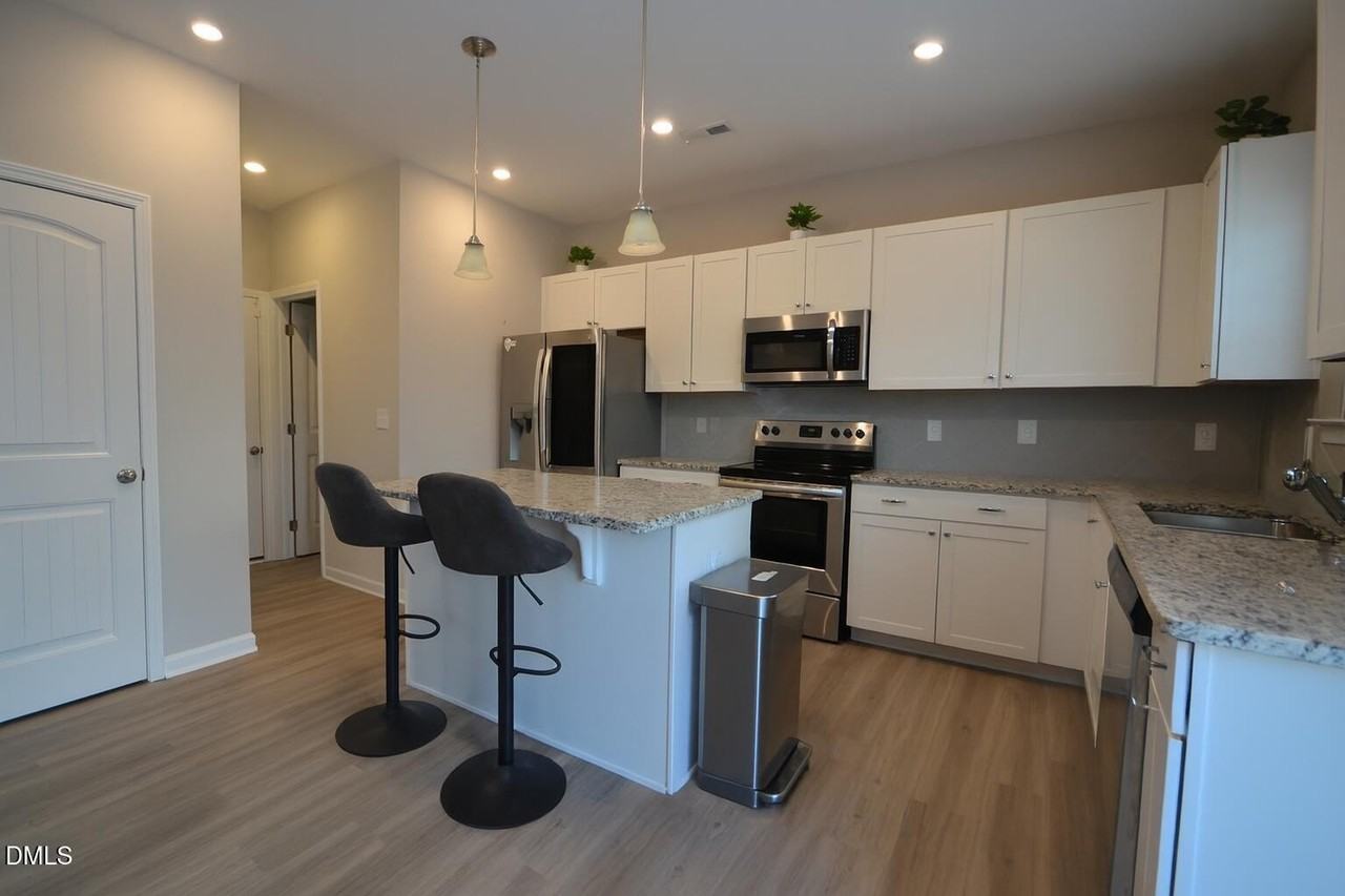 103 Memorial Ct - Photo 6 of 21