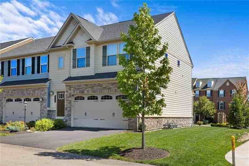 2020 Connecticut Ln - Photo 2 of 23