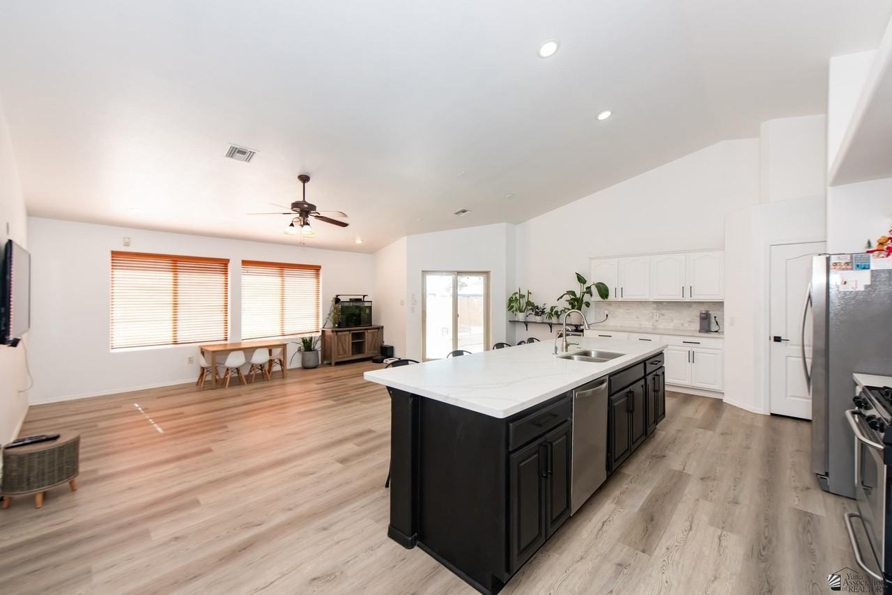 4825 W 27th Pl - Photo 6 of 12