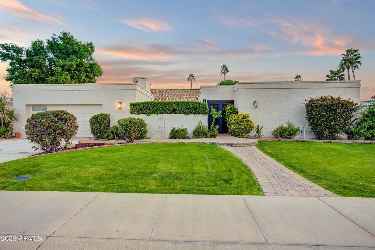 8019 E Via Costa - Photo 3 of 32