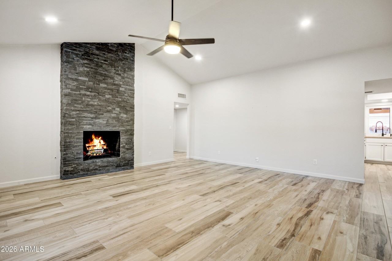 8019 E Via Costa - Photo 5 of 32