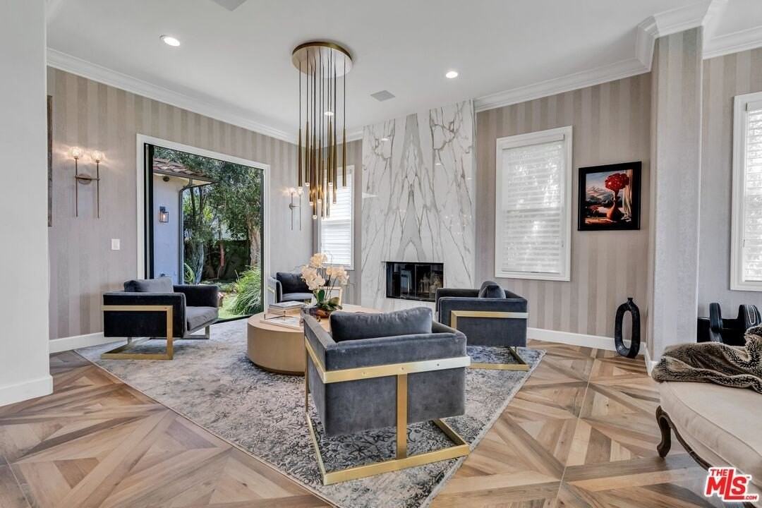 7599 Coastal View Dr - Photo 6 of 50