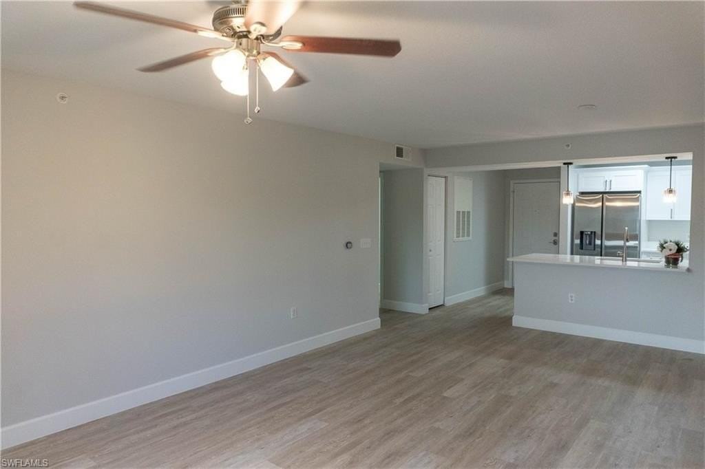 8234 Key Royal Cir Apt 523 #523 - Photo 7 of 20