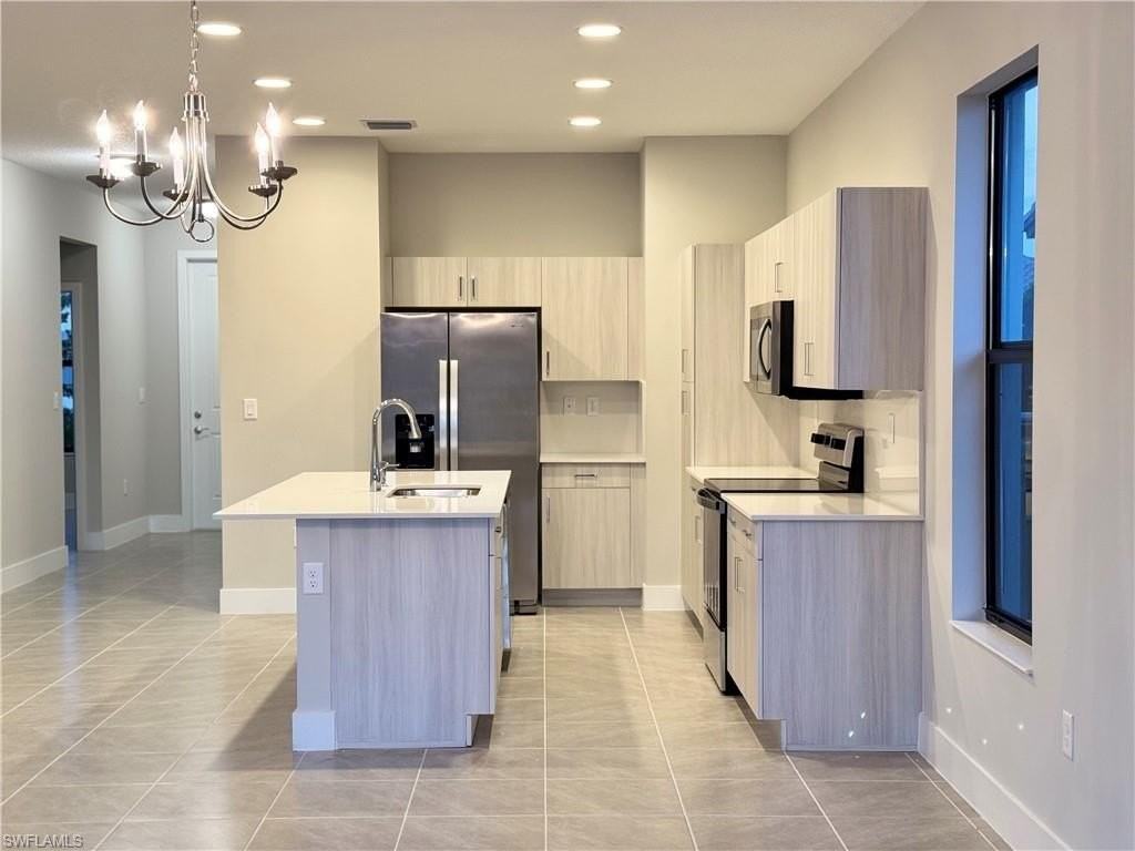 5570 Cassidy Ln - Photo 5 of 31