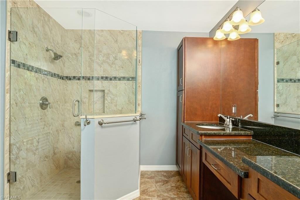 460 14th Ave Ne - Photo 6 of 11