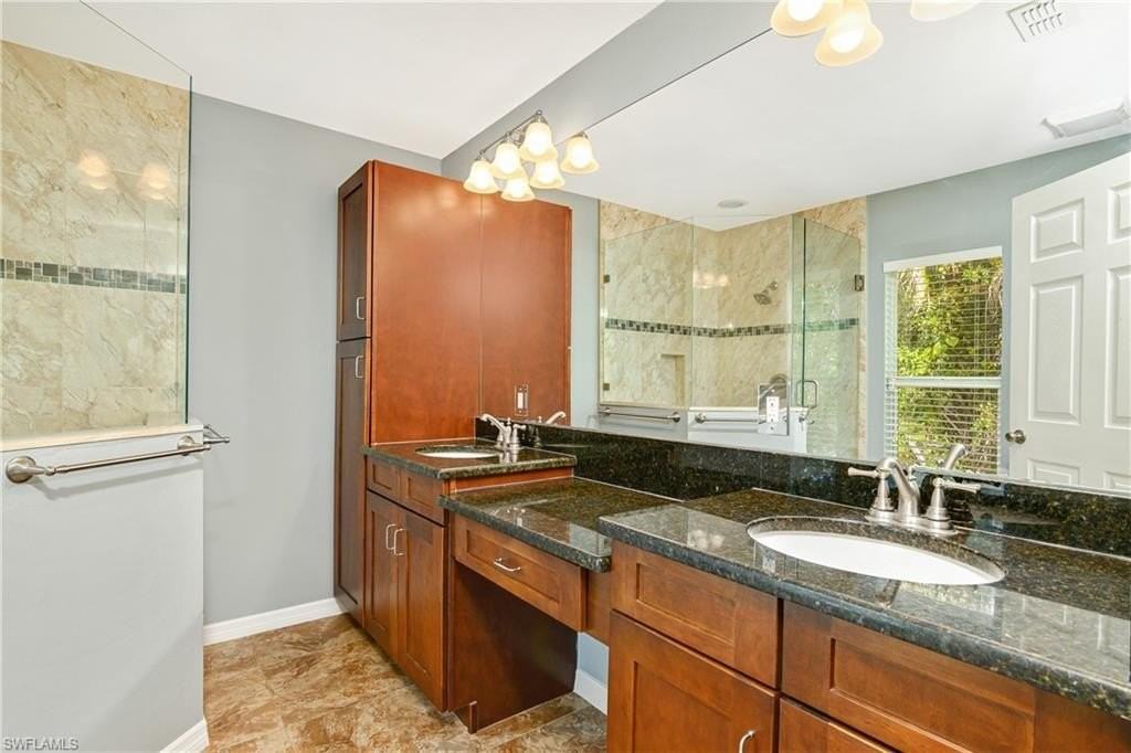 460 14th Ave Ne - Photo 7 of 11