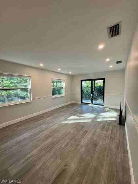 4250 Rita Ln - Photo 6 of 17