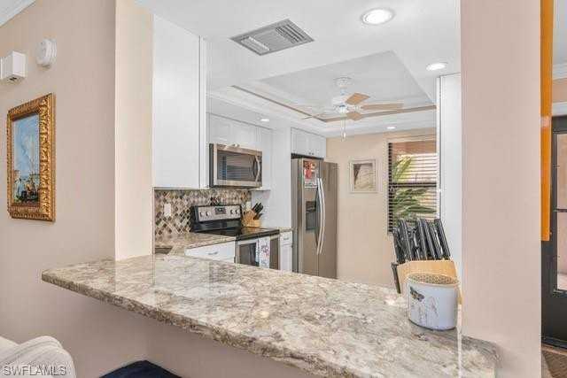 4300 Belair Ln Apt 1 #1 - Photo 5 of 19