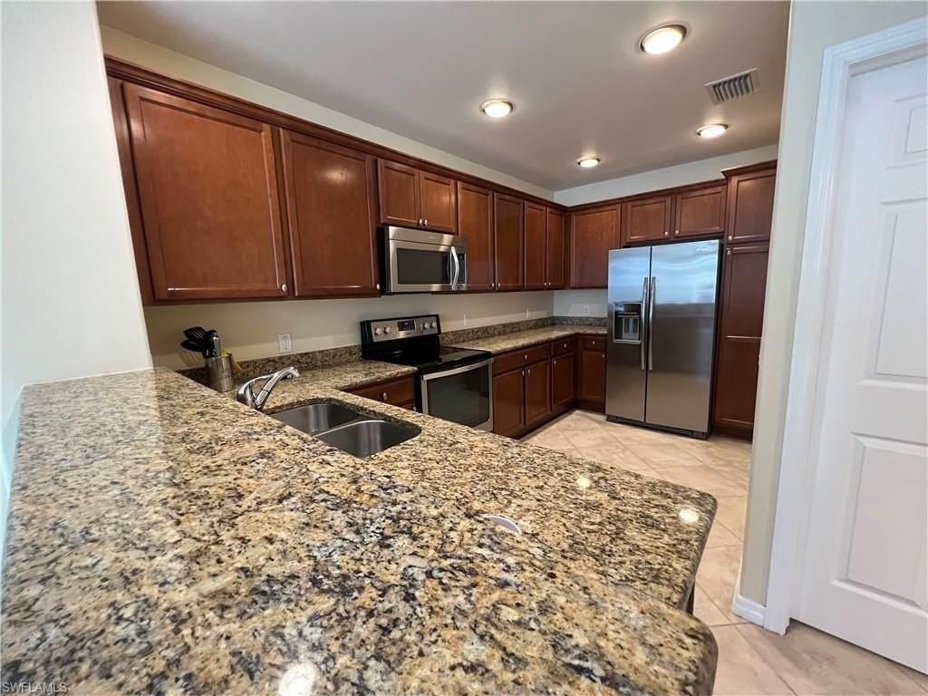 28482 Villagewalk Blvd - Photo 4 of 35