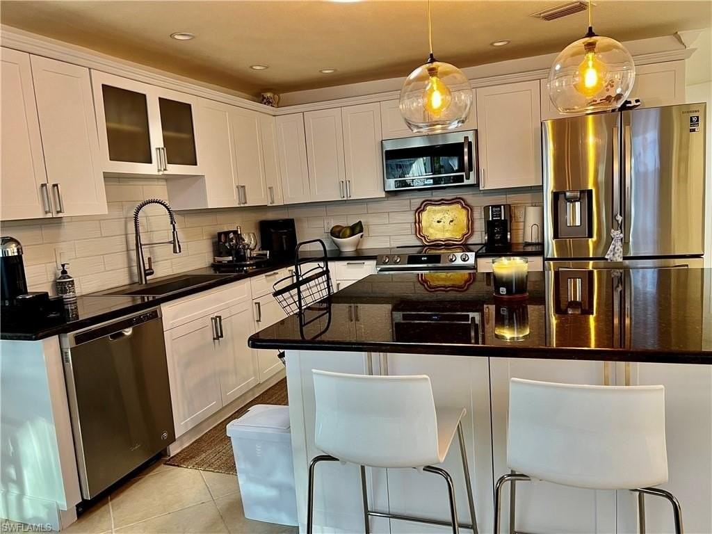 283 Cypress Way W - Photo 7 of 18