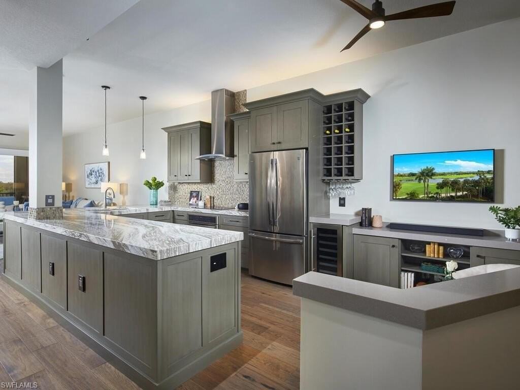 7655 Pebble Creek Cir Apt 404 #404 - Photo 7 of 23