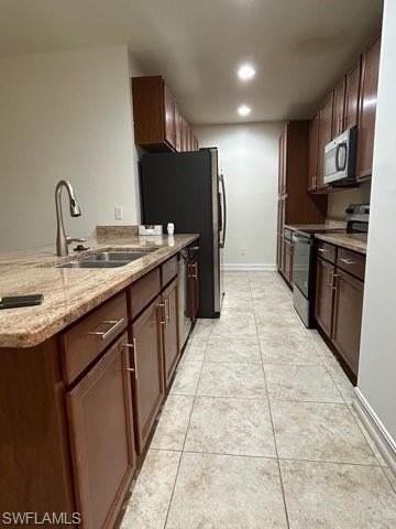 7805 Bristol Cir - Photo 4 of 24