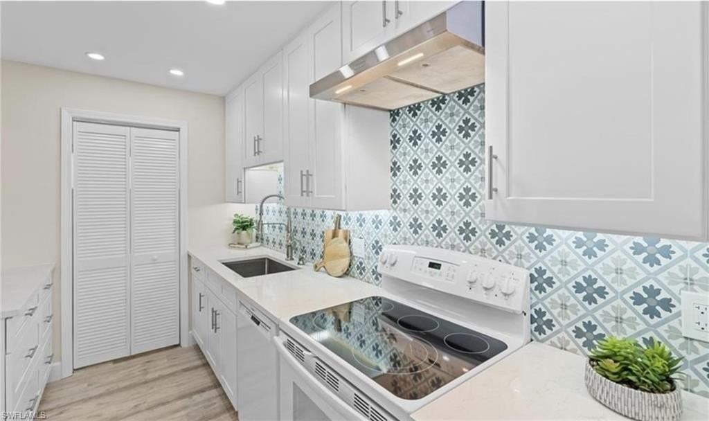 788 Park Shore Dr #F17 - Photo 5 of 35