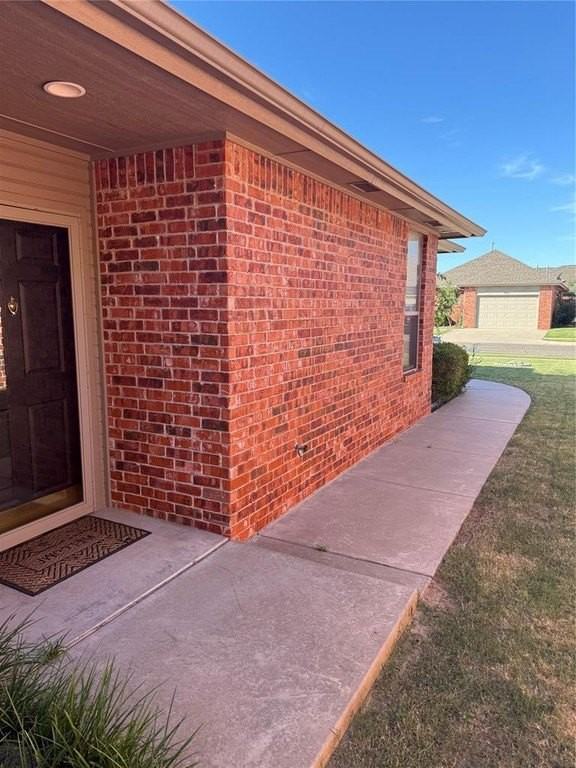 9220 Roadrunner Ave - Photo 2 of 29