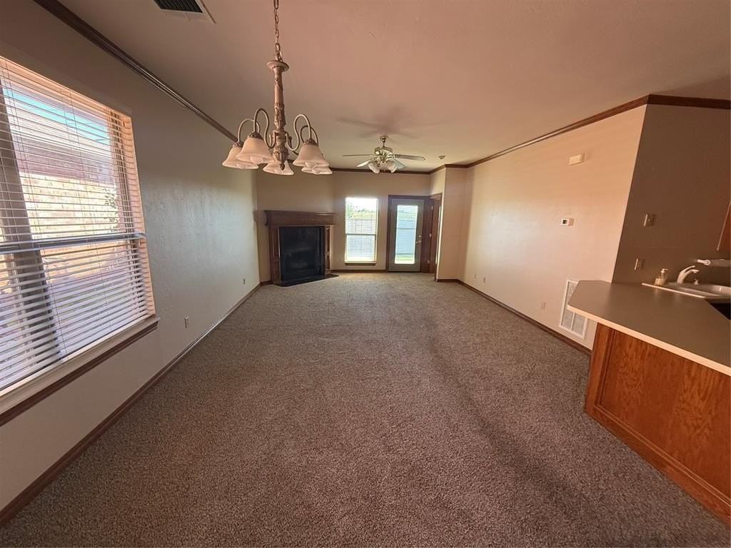 9220 Roadrunner Ave - Photo 5 of 29