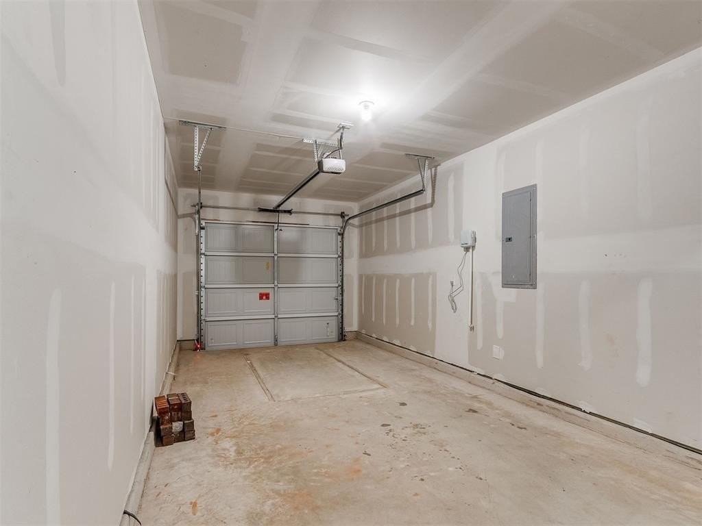 3304 Nw 149th St - Photo 3 of 26