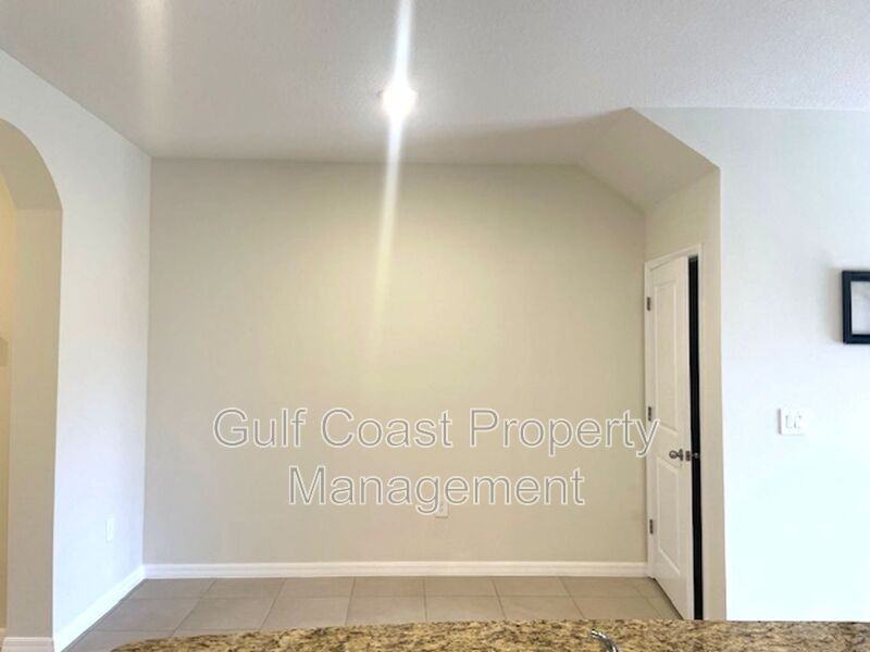 8648 Milestone Dr - Photo 7 of 32