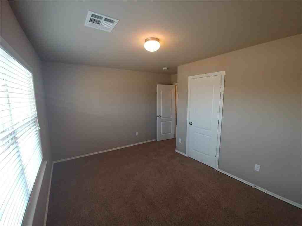 11425 Sw 25th Ter - Photo 5 of 31